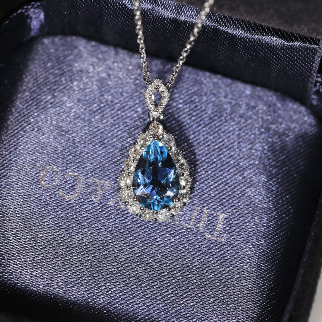 14k Gold 2.87 Ct Natural Aquamarine & Diamond Necklace - 7