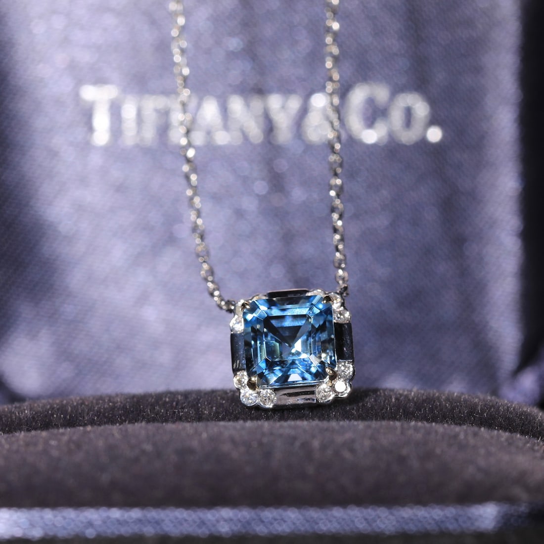 14k Gold 1.12 Ct Natural Aquamarine & Diamond Necklace - 4