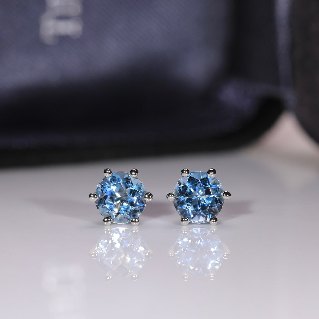 14k Gold 1.17 Ct Natural Aquamarine Earrings - 7