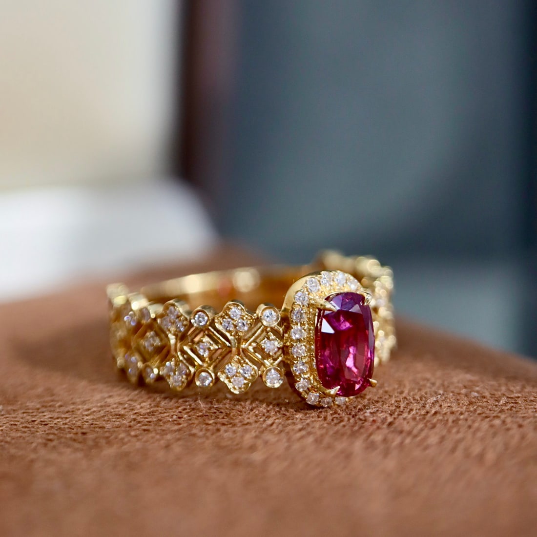14k Gold 0.95 Ctw Natural Ruby & Diamond Ring - 2