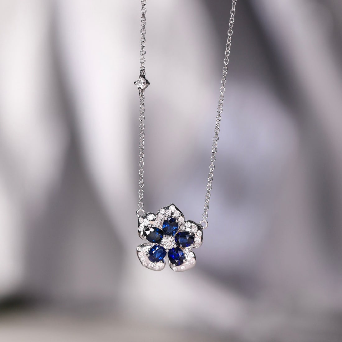 14k Gold 1.44 Ctw Natural Sapphire & Diamond Necklace - 4