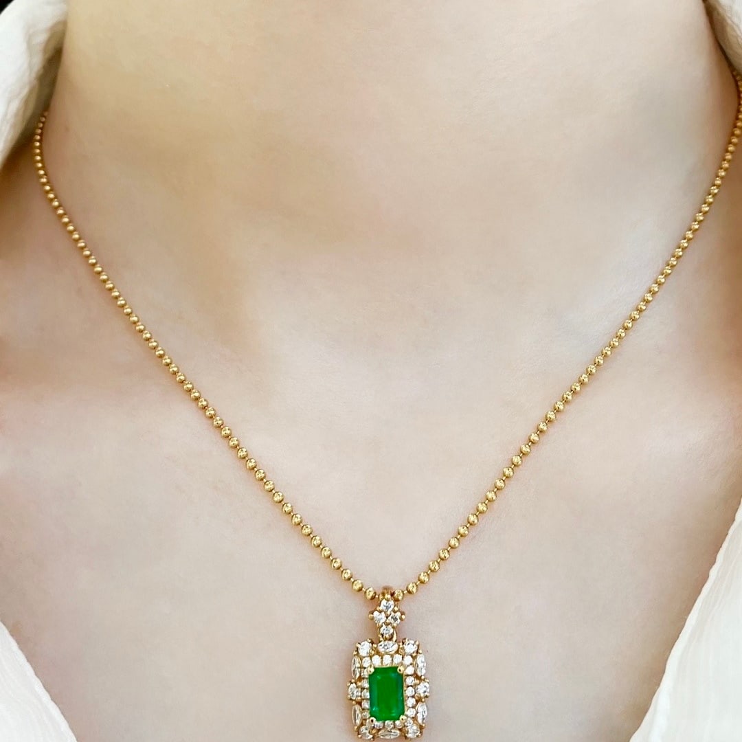 14k Gold 1.20 Ctw Vivid Green Natural Emerald & Diamond Pendant( Without Chain ) - 6