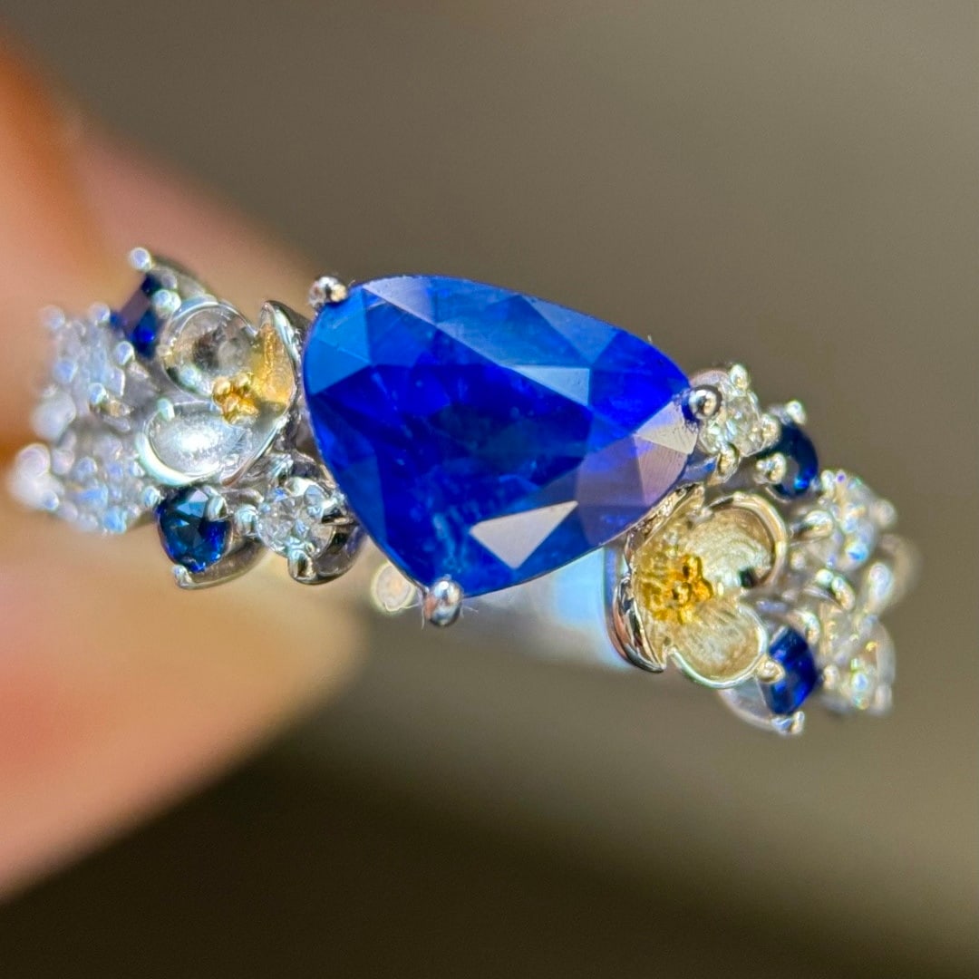 14k Gold 2.47 Ctw Natural Sapphire & Diamond Ring - 4