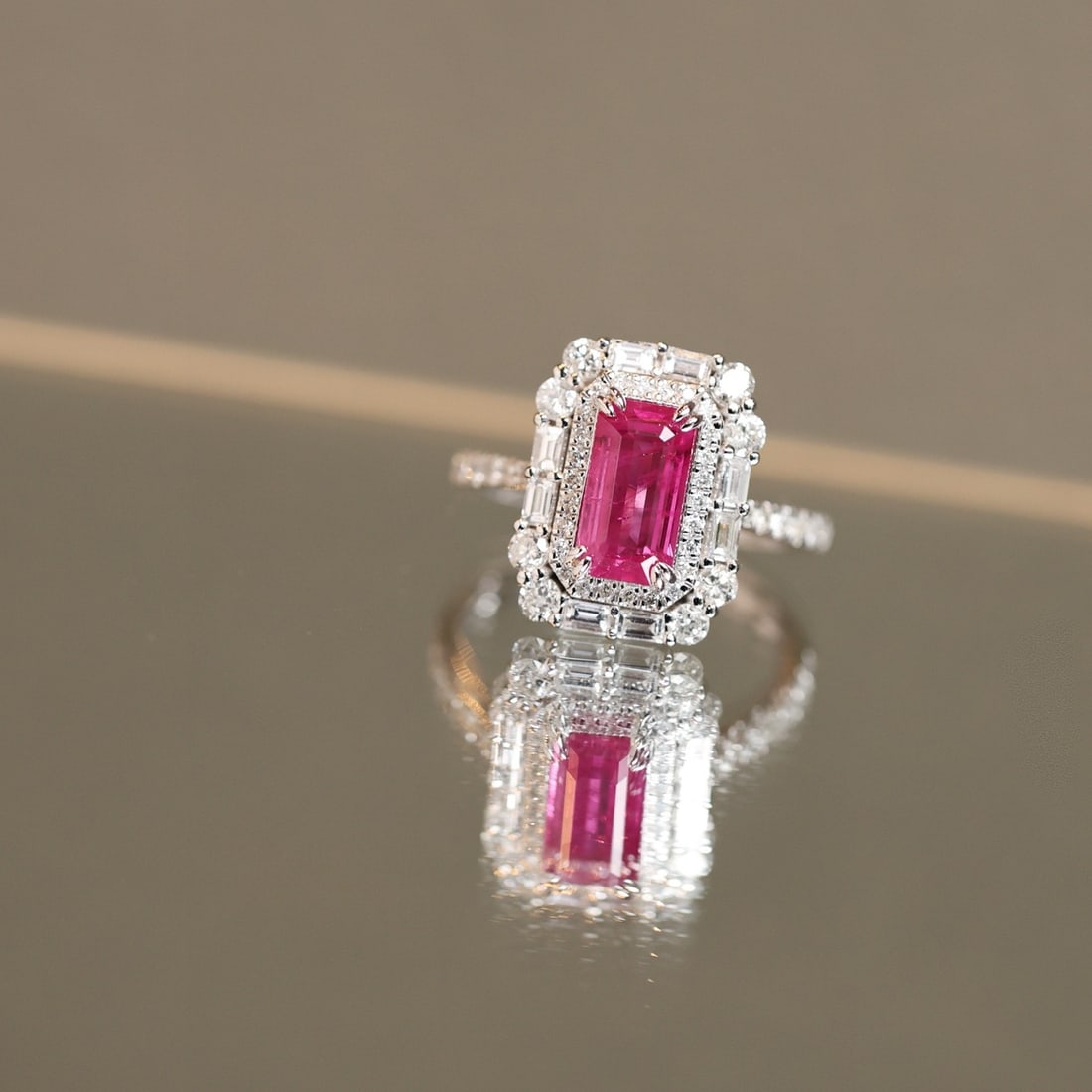 14k Gold 3.10 Ctw Natural Ruby & Diamond Ring - 5