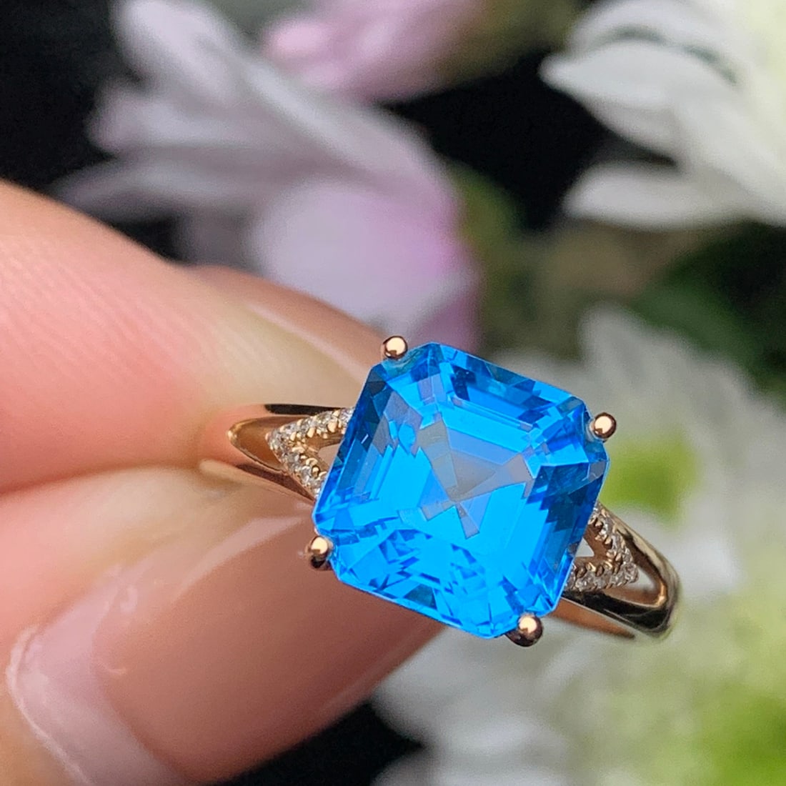 14k Gold 4.63 Ct Natural Topaz & Diamond Ring - 2