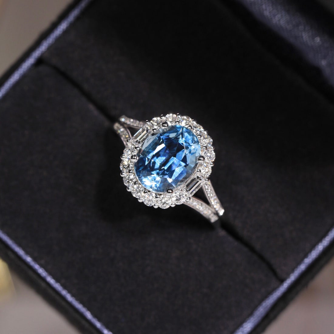 14k Gold 2.71 Ctw Natural Aquamarine & Diamond Ring - 4