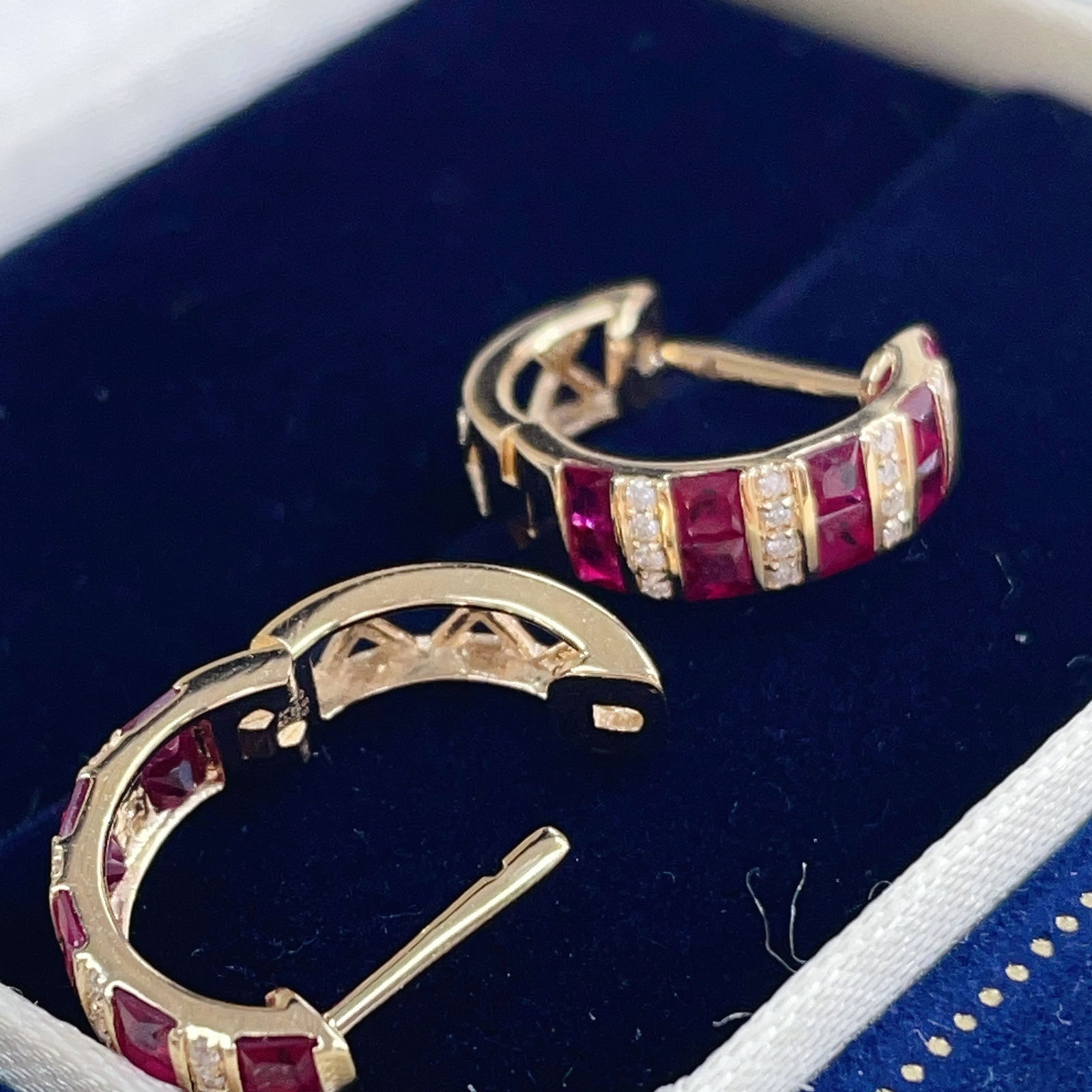 14k Gold 1.14 Ctw Natural Ruby & Diamond Earrings - 3