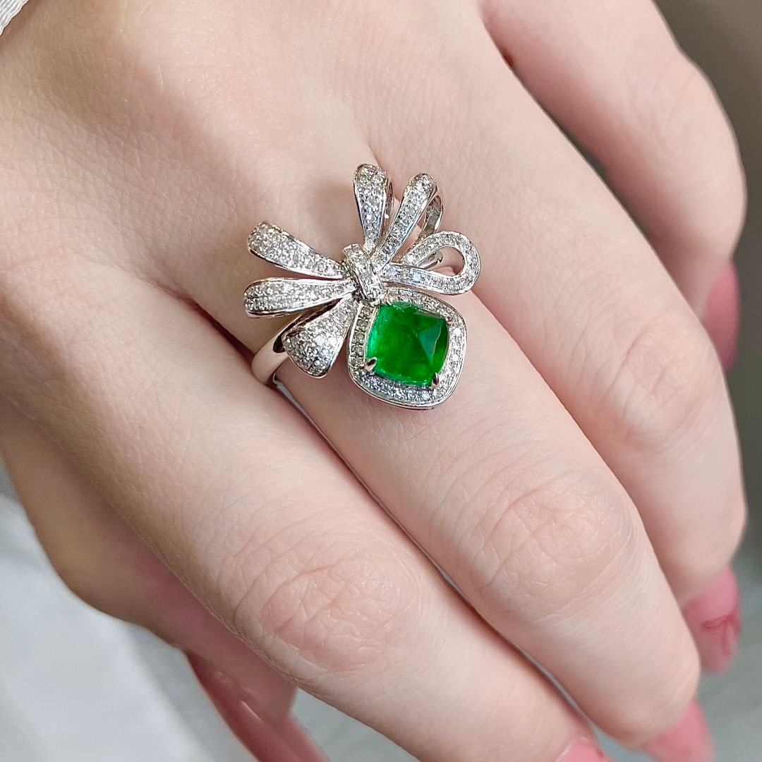 14k Gold 1.44 Ctw Vivid Green Natural Emerald & Diamond Ring - 6