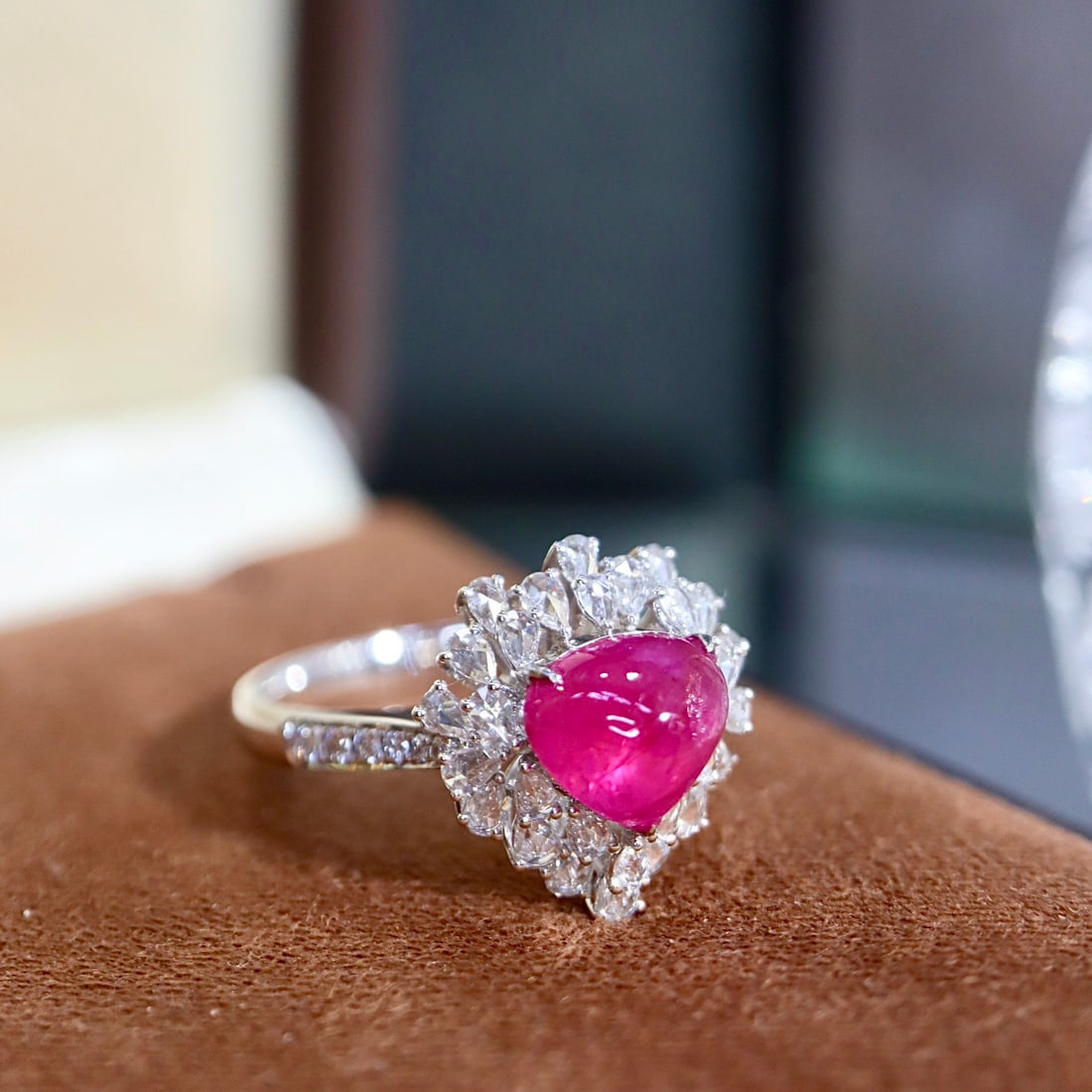 14k Gold 2.66 Ctw Natural Ruby & Diamond Ring - 3