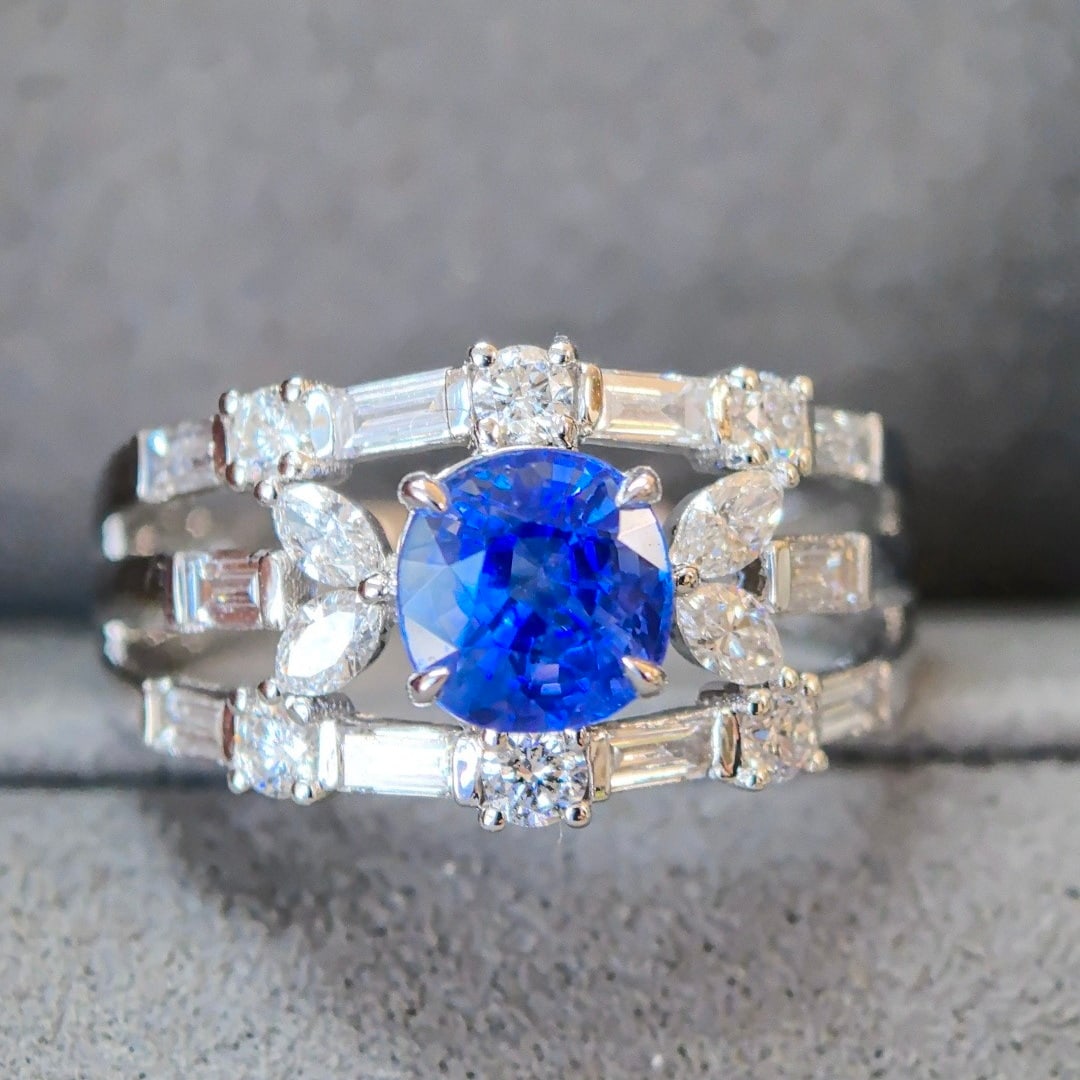 14k Gold 2.83 Ctw Natural Sapphire & Diamond Ring - 3