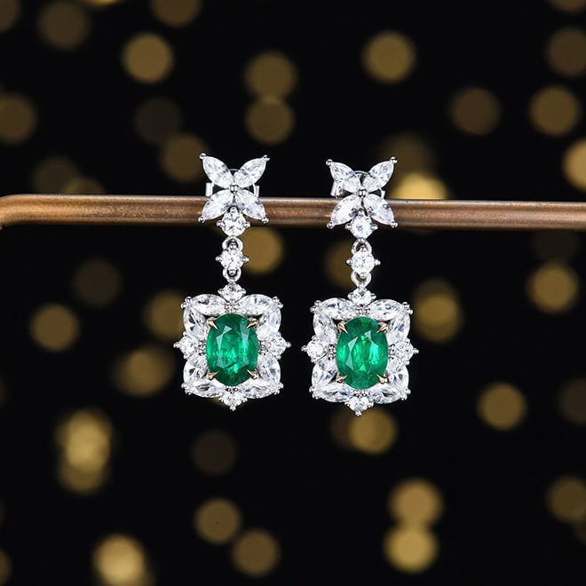 14k Gold 3.93 Ctw Vivid Green Natural Emerald & Sapphire Earrings: Ref:231110246 // gold content:14k gold // main gemstone:emerald // shape:oval // carat weight:1. 39ct // color:vivid green // treatment:natural // // adjacent gemstone 2 : sapphire // number of stones