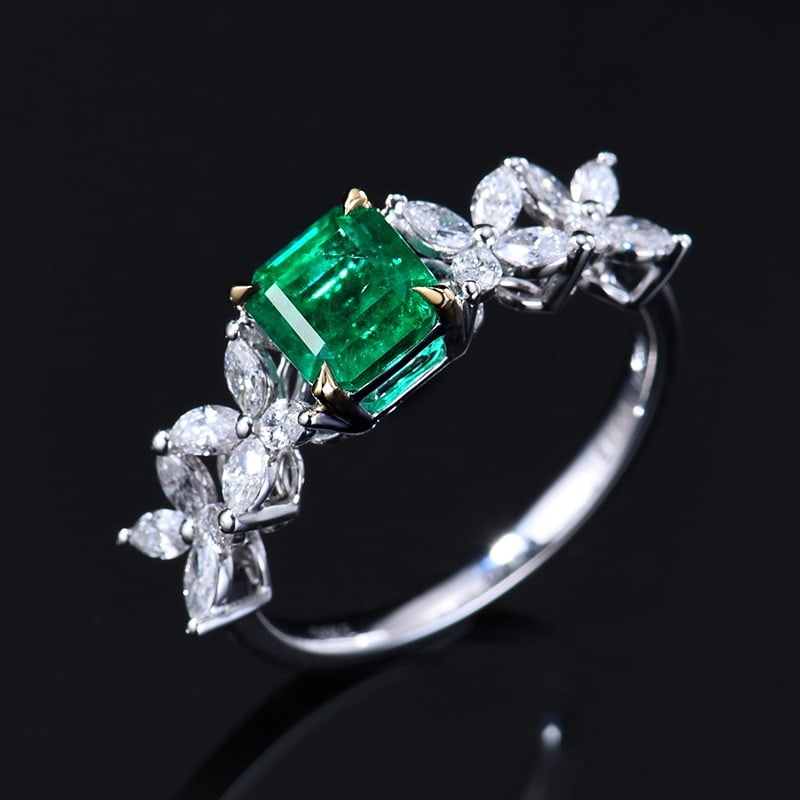 14k Gold 1.74 Ctw Vivid Green Natural Emerald & Diamond Ring - 4