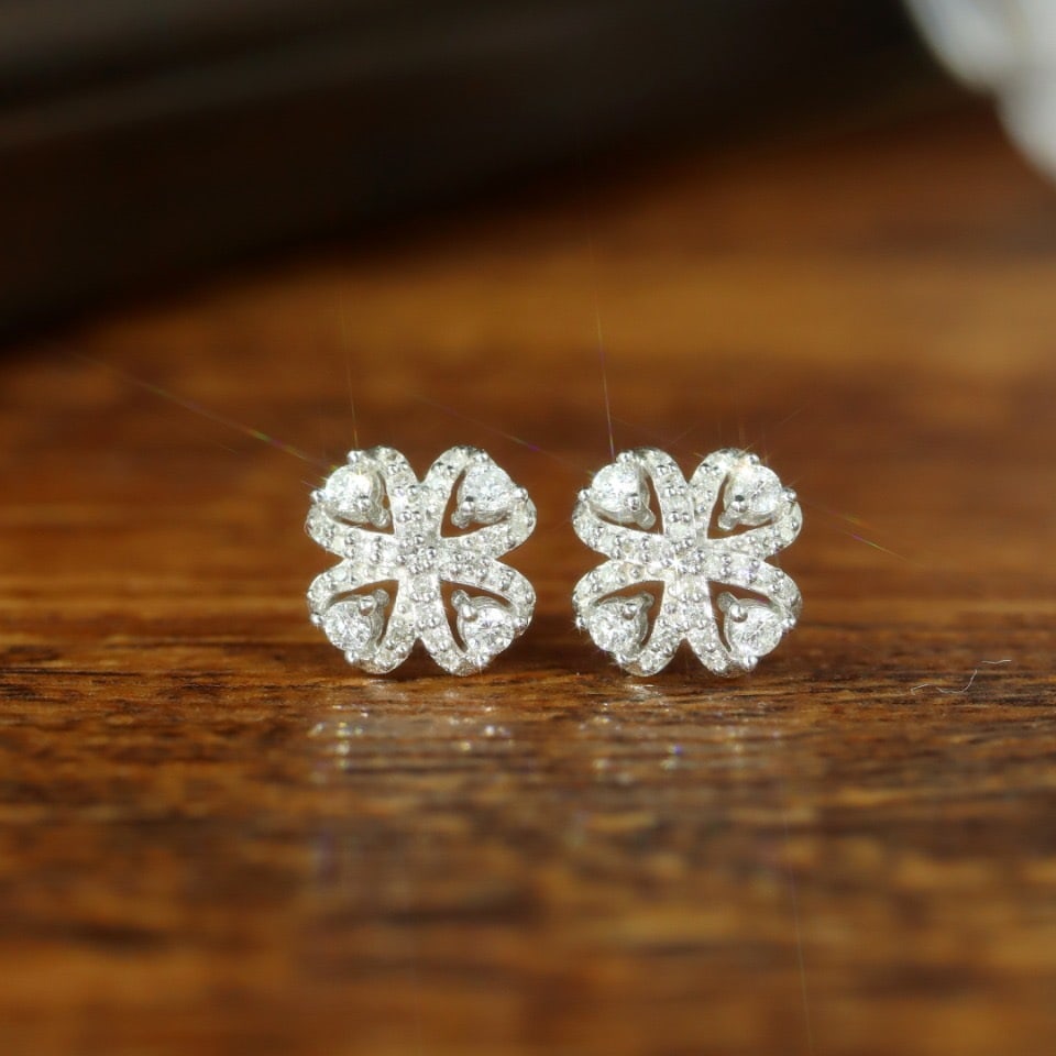 14k Gold 0.40 Ct Natural H Diamond Earrings: Ref:231110260 // gold content:14k gold // main gemstone:diamond // shape:round // carat weight:0. 40ct // clarity grade:vs-si // color:h // treatment:natural // cut grade:g // Condition: NewLow