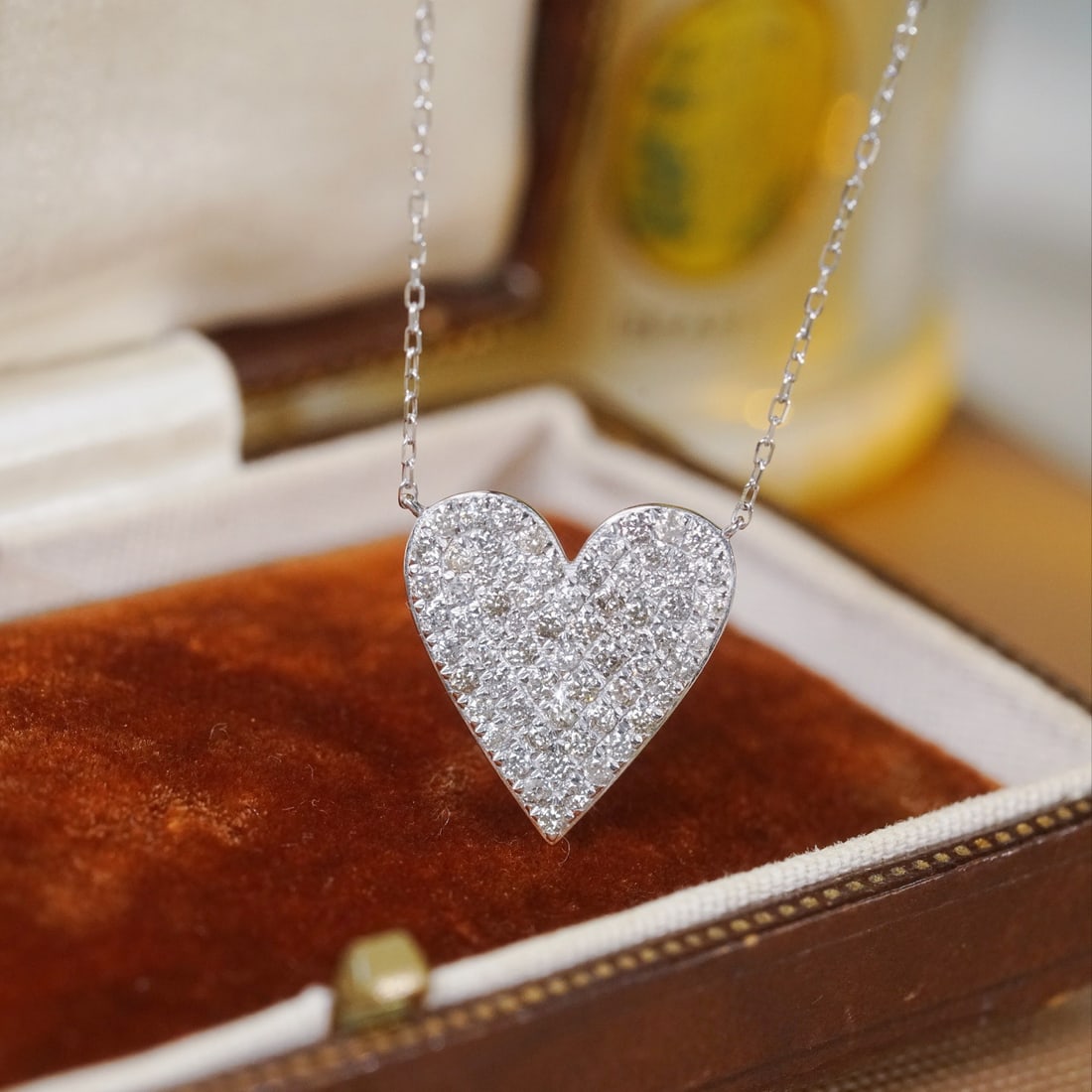 14k Gold 0.68 Ct Natural H Diamond Necklace: Ref:231110269 // gold content:14k gold // main gemstone:diamond // shape:round // carat weight:0. 68ct // clarity grade:vs-si // color:h // treatment:natural // cut grade:g // Condition: NewLow