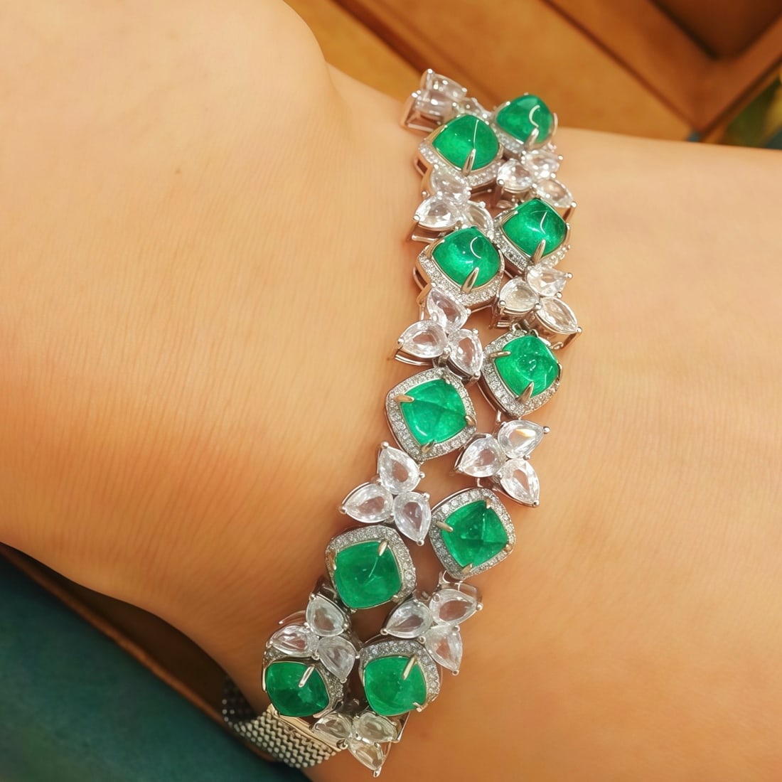 14k Gold 13.05 Ctw Vivid Green Natural Emerald & Sapphire Bracelet - 5