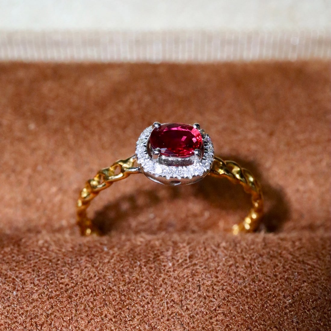14k Gold 0.48 Ctw Natural Ruby & Diamond Ring - 4