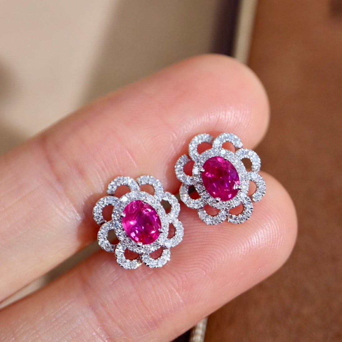 14k Gold 1.3 Ctw Natural Ruby & Diamond Ring - 5