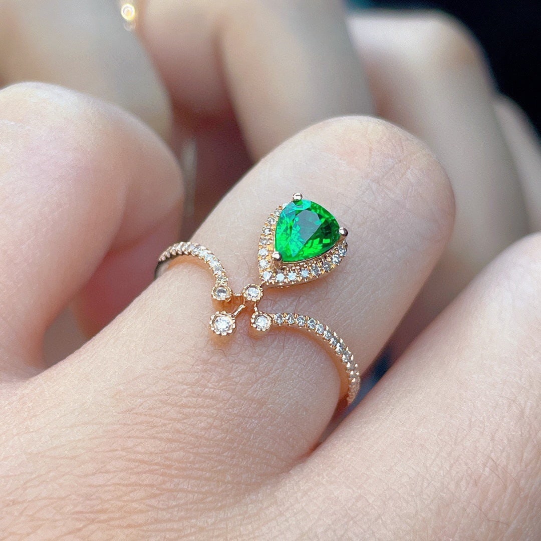 14k Gold 0.8 Ct Vivid Green Natural Tsavorite & Diamond Ring - 4