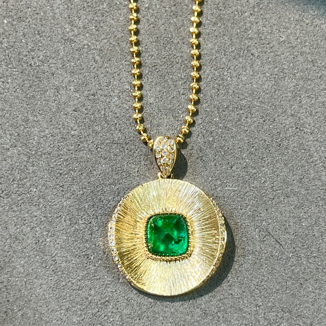 14k Gold 1.71 Ctw Vivid Green Natural Emerald & Diamond Pendant( Without Chain ) - 4