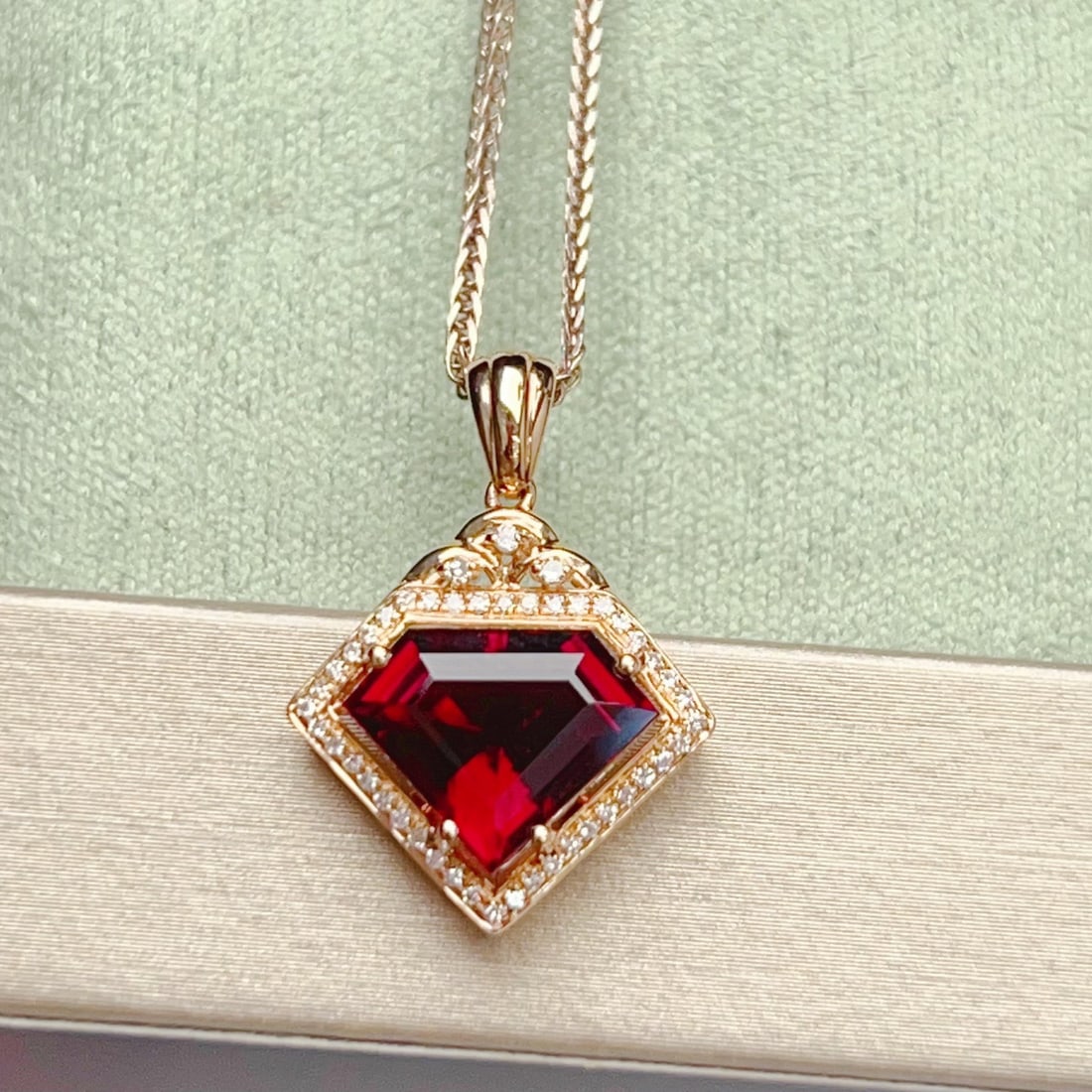 14k Gold 2.99 Ctw Natural Tourmaline & Diamond Pendant( Without Chain ) - 3