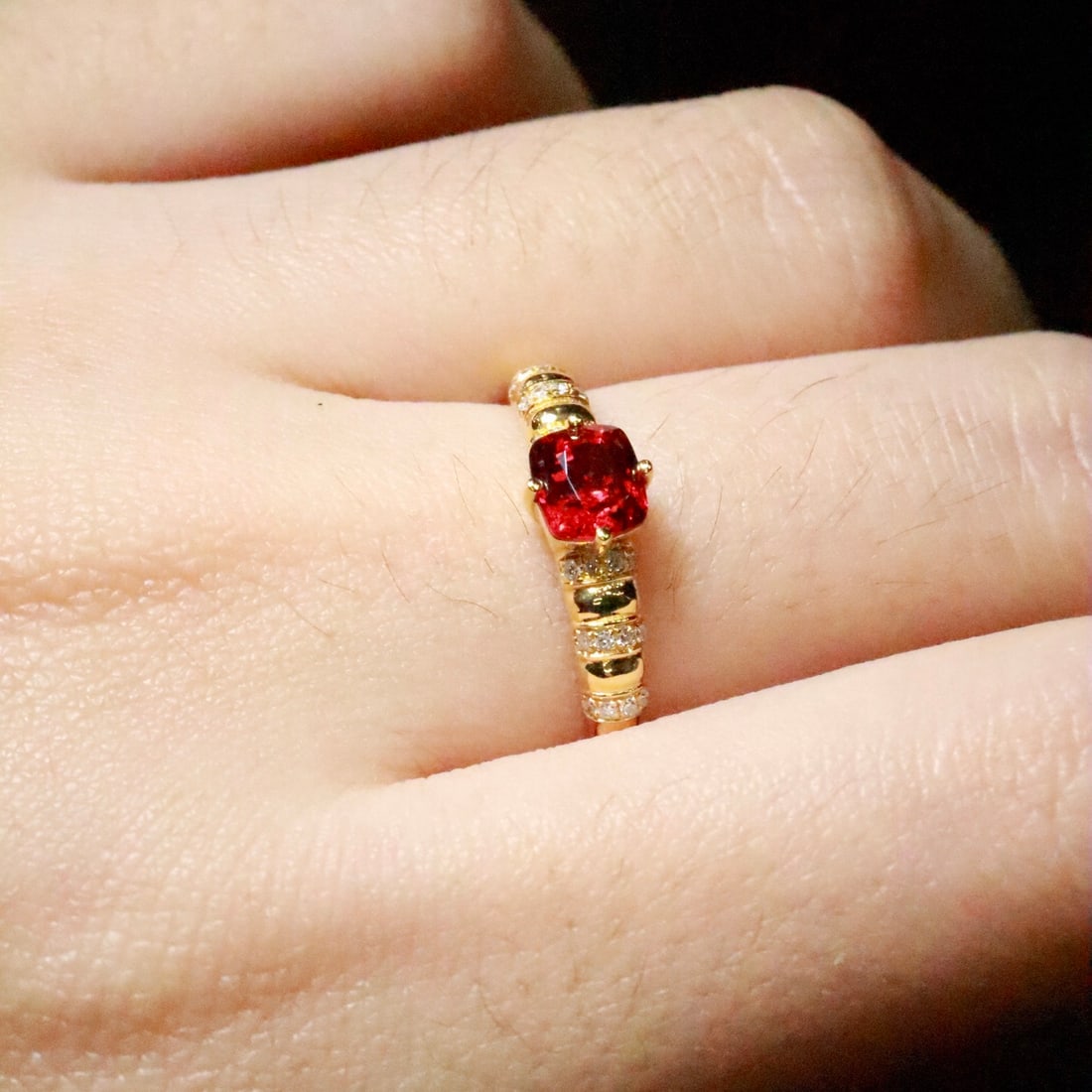 14k Gold 0.77 Ctw Natural Spinel & Diamond Ring - 6