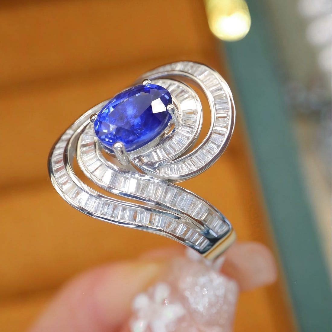 14k Gold 2.30 Ctw Natural Sapphire & Diamond Ring - 2