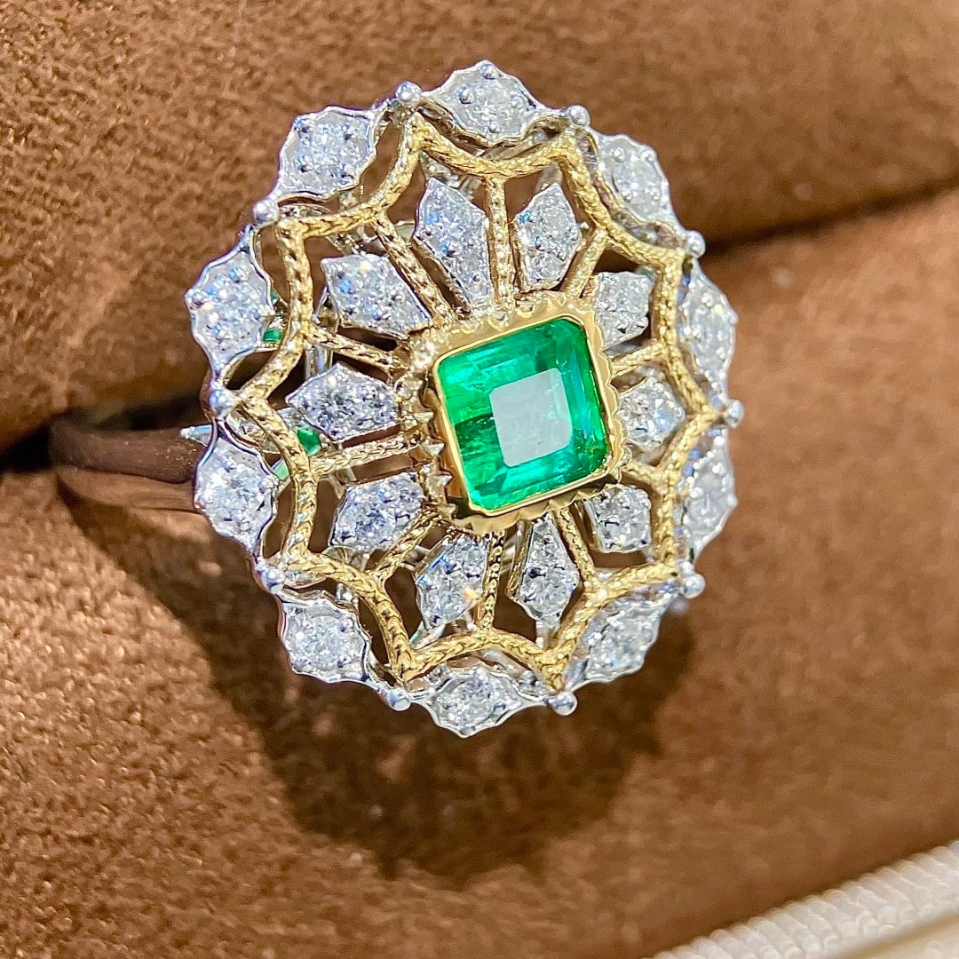 14k Gold 1.01 Ctw Natural Emerald & Diamond Ring - 6