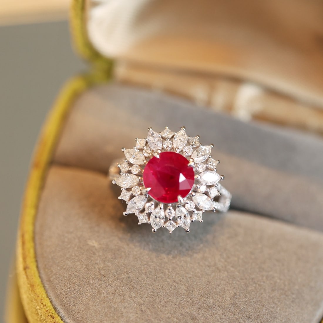 14k Gold 4.04 Ctw Natural Ruby & Diamond Ring - 2