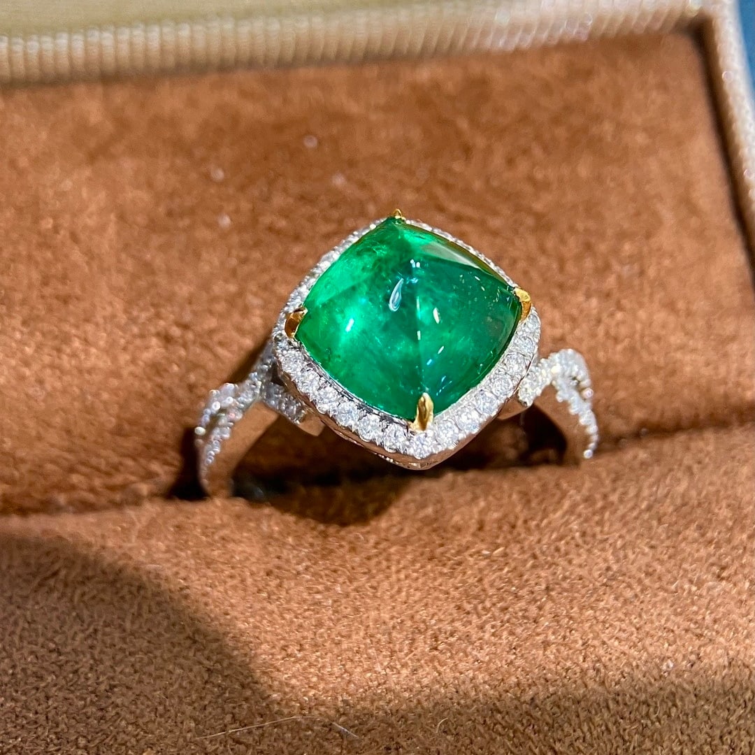 14k Gold 4.04 Ctw Vivid Green Natural Emerald & Diamond Ring - 3