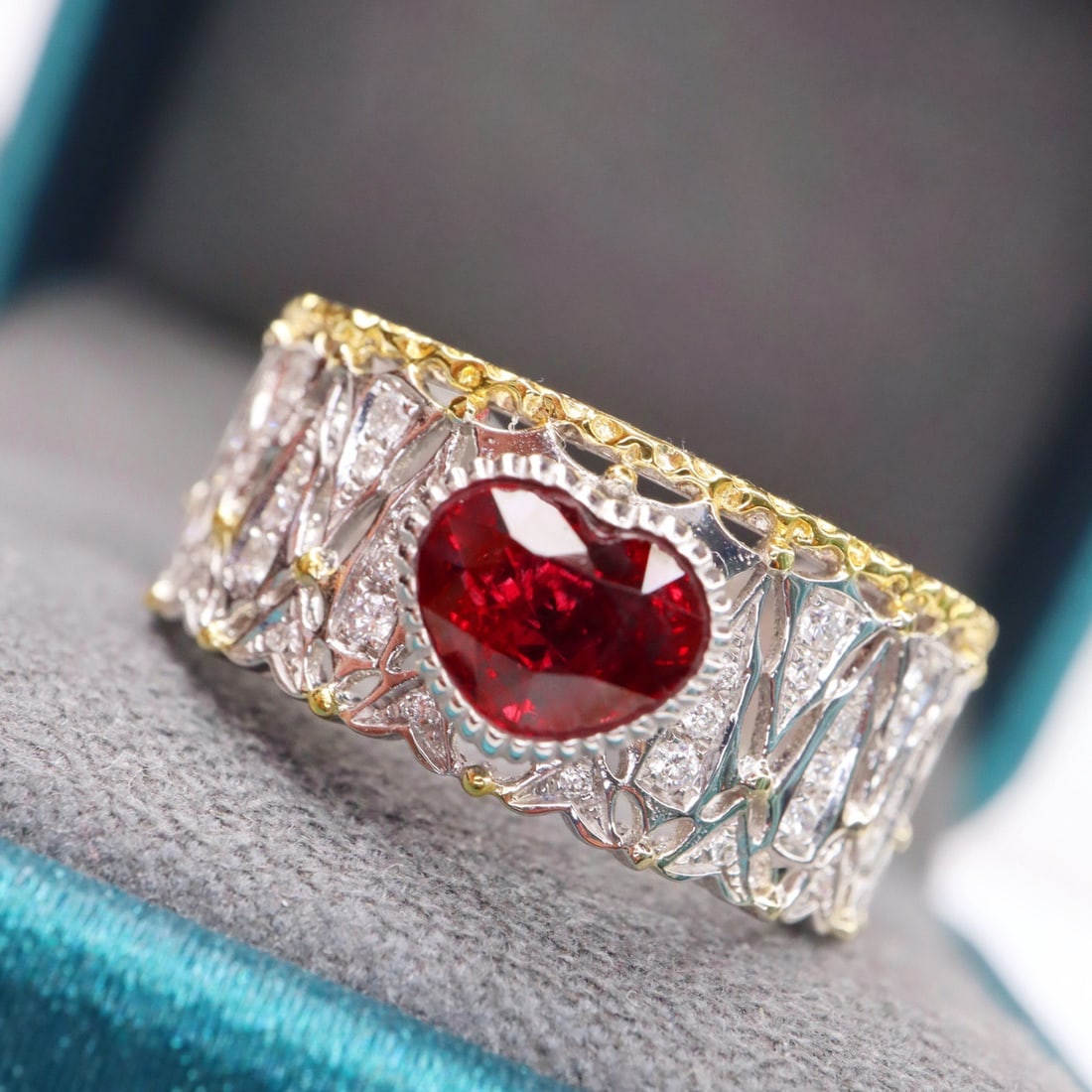 14k Gold 1.19 Ctw Natural Ruby & Diamond Ring - 2