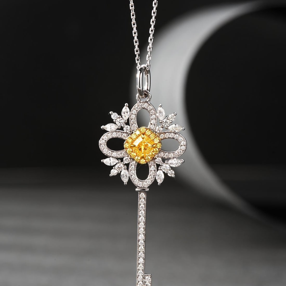 14k Gold 0.84 Ctw Natural Yellow Diamond & Diamond Pendant( Without Chain ): Ref:231110383 // gold content:14k gold // main gemstone:yellow diamond // shape:cushion // carat weight:0. 22ct // color:yellow // treatment:natural // // adjacent gemstone 2 : diamond //