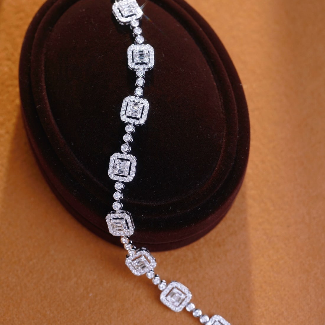 14k Gold 2.45 Ct Natural H Diamond Bracelet - 2