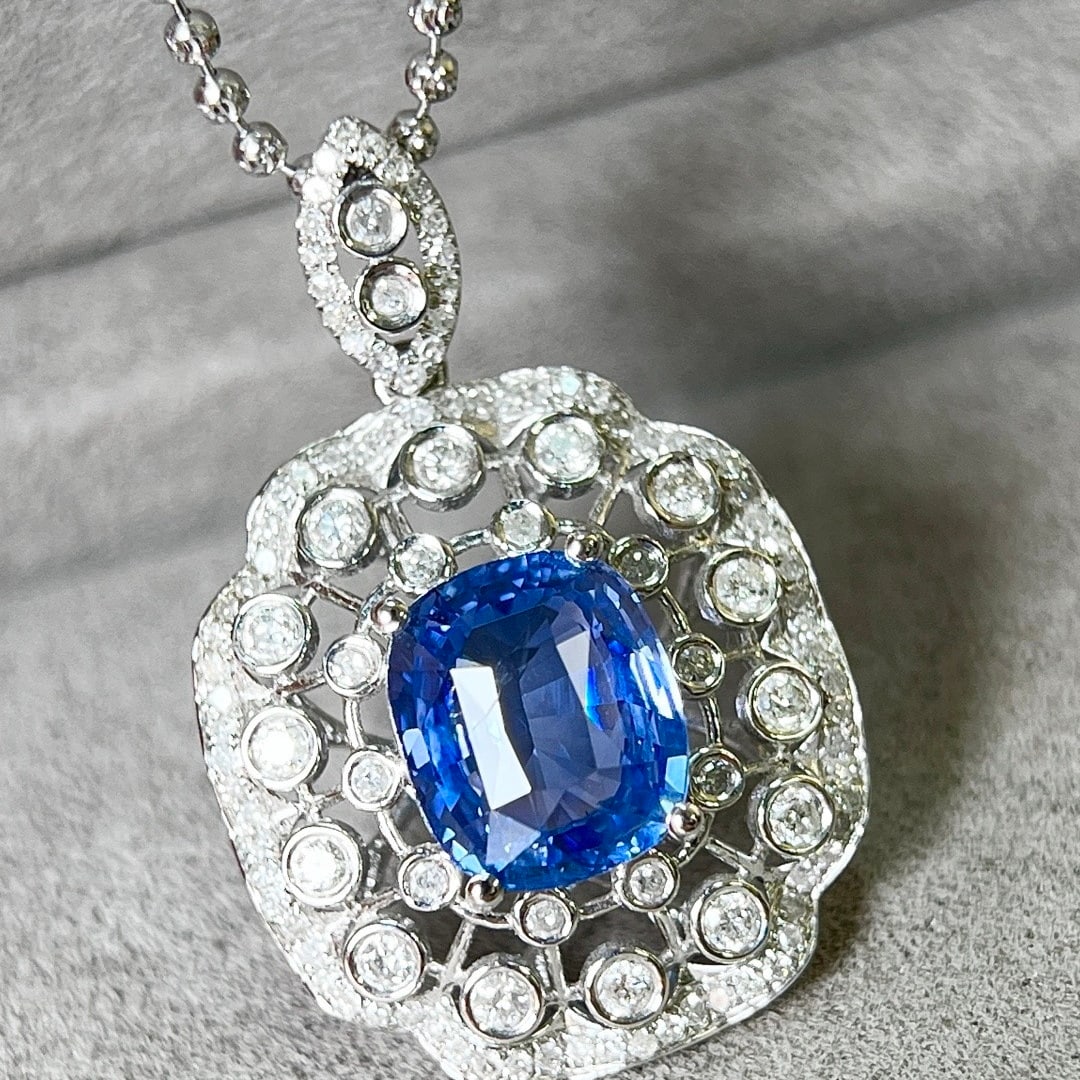 14k Gold 3.64 Ctw Natural Sapphire & Diamond Pendant( Without Chain ) - 3