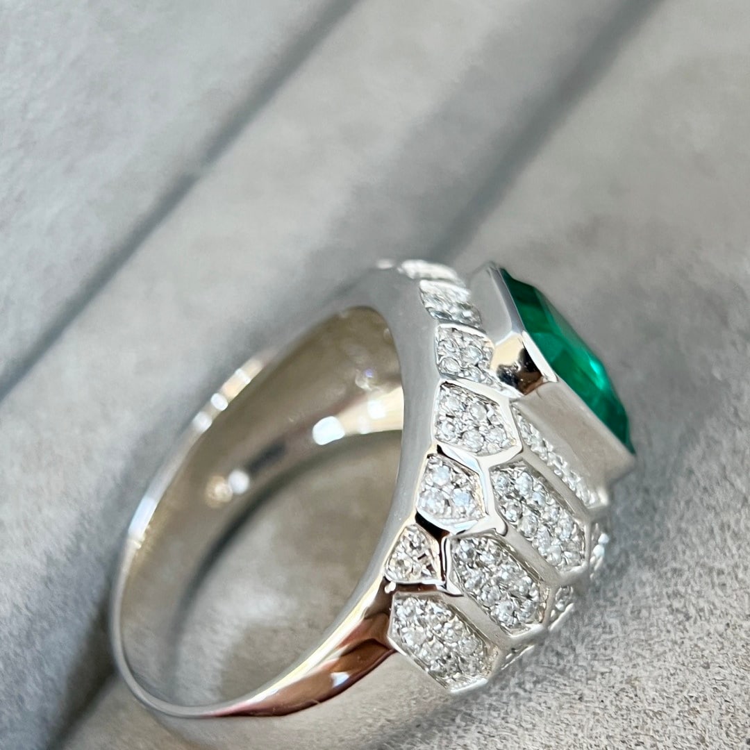 14k Gold 2.45 Ctw Vivid Green Natural Emerald & Diamond Ring - 5