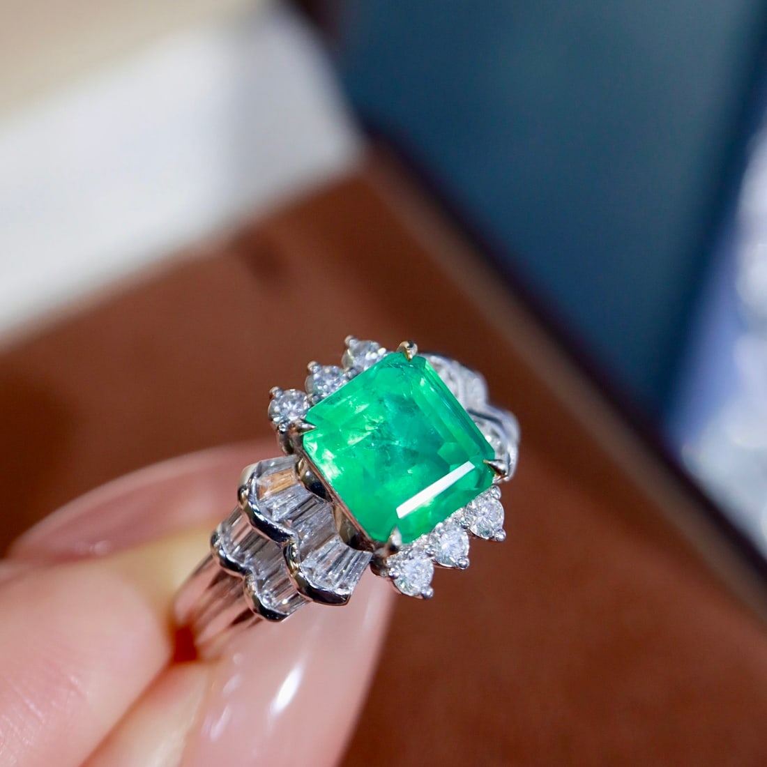 14k Gold 2.24 Ctw Natural Emerald & Diamond Ring - 7