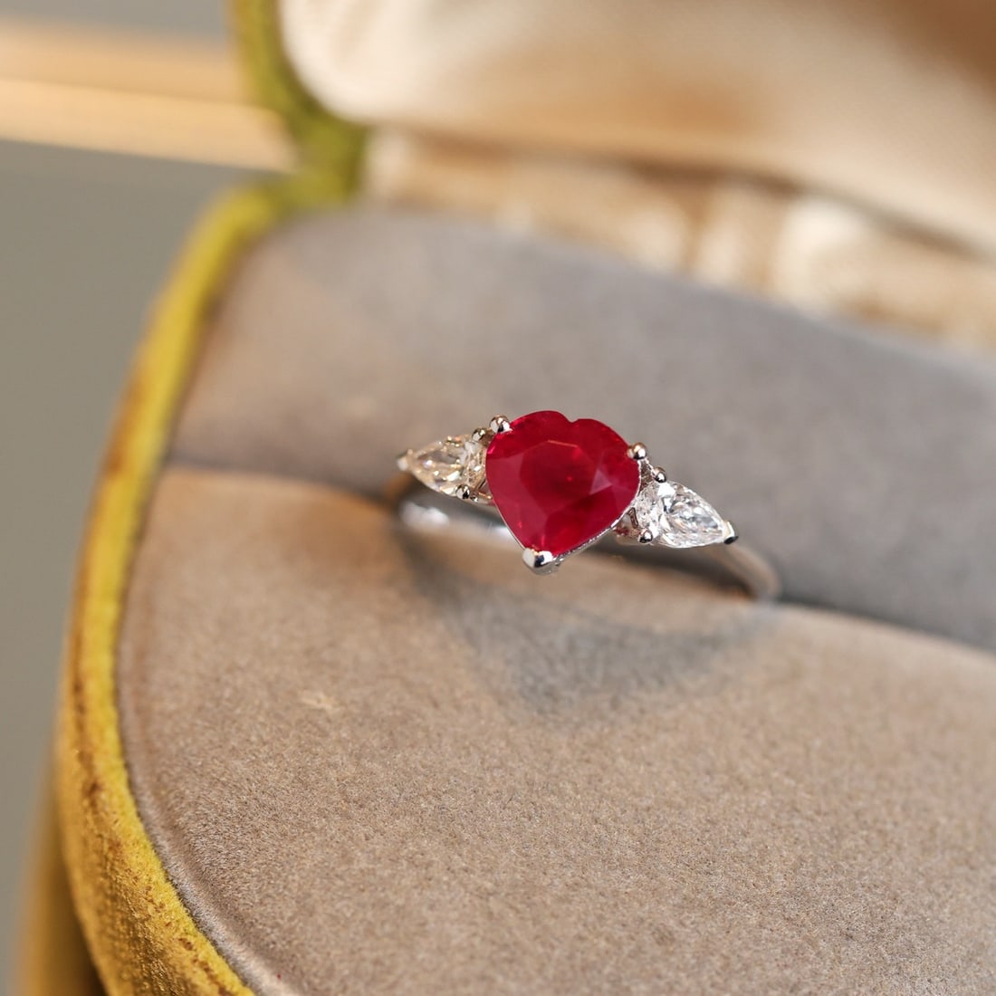 14k Gold 2.38 Ctw Natural Ruby & Diamond Ring - 7