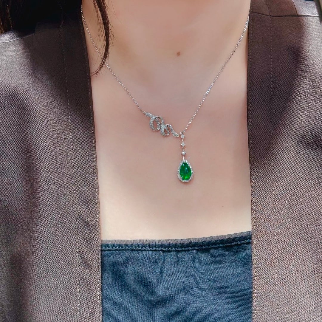 14k Gold 3.74 Ctw Vivid Green Natural Emerald & Diamond Necklace - 6