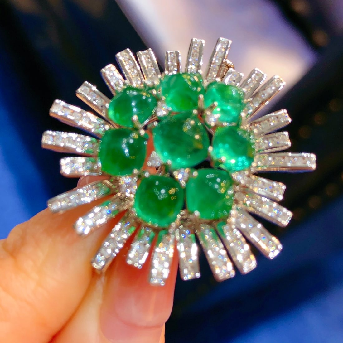 14k Gold 8.75 Ctw Natural Emerald & Diamond Brooch - 2