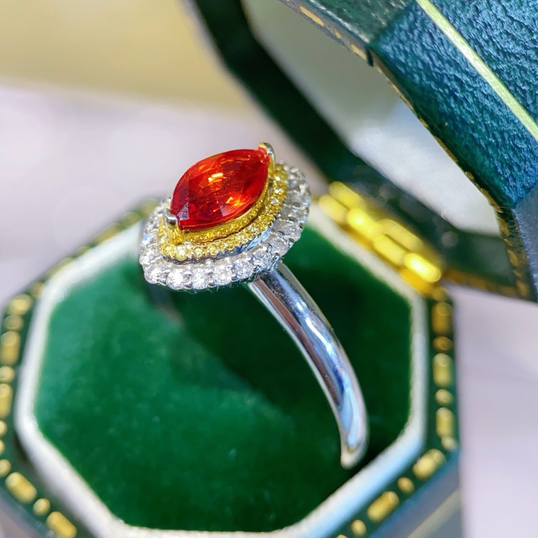 14k Gold 1.05 Ctw Natural Sapphire & Diamond Ring - 4