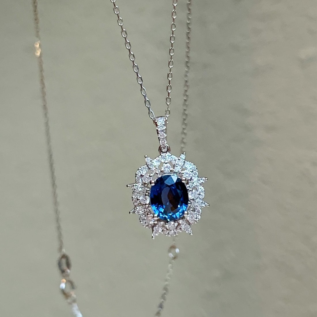 14k Gold 1.97 Ctw Natural Sapphire & Diamond Pendant( Without Chain ) - 4