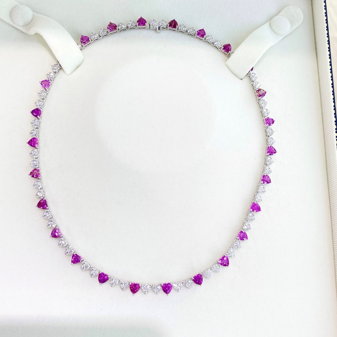 Express Shipping 18k Gold 13.00 Ctw Natural Tourmaline & Diamond Necklace: Ref:24235 // gold content:18k gold // main gemstone:tourmaline // shape:heart // carat weight:9. 00ct // color:purple // treatment:natural // // adjacent gemstone 2 : diamond // shape:round //