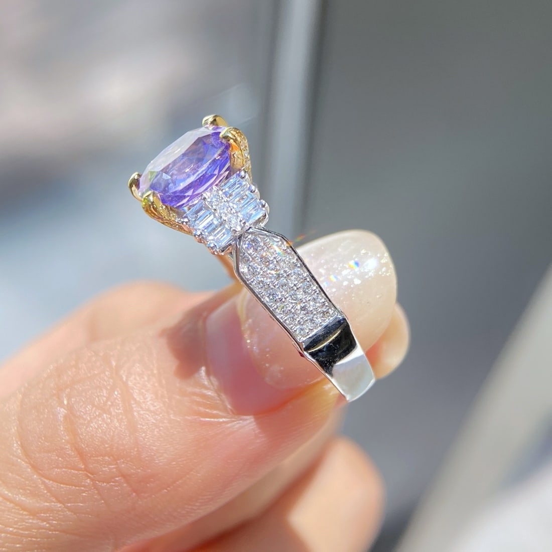 Express Shipping 18k Gold 4.17 Ctw Natural Sapphire & Diamond Ring - 2