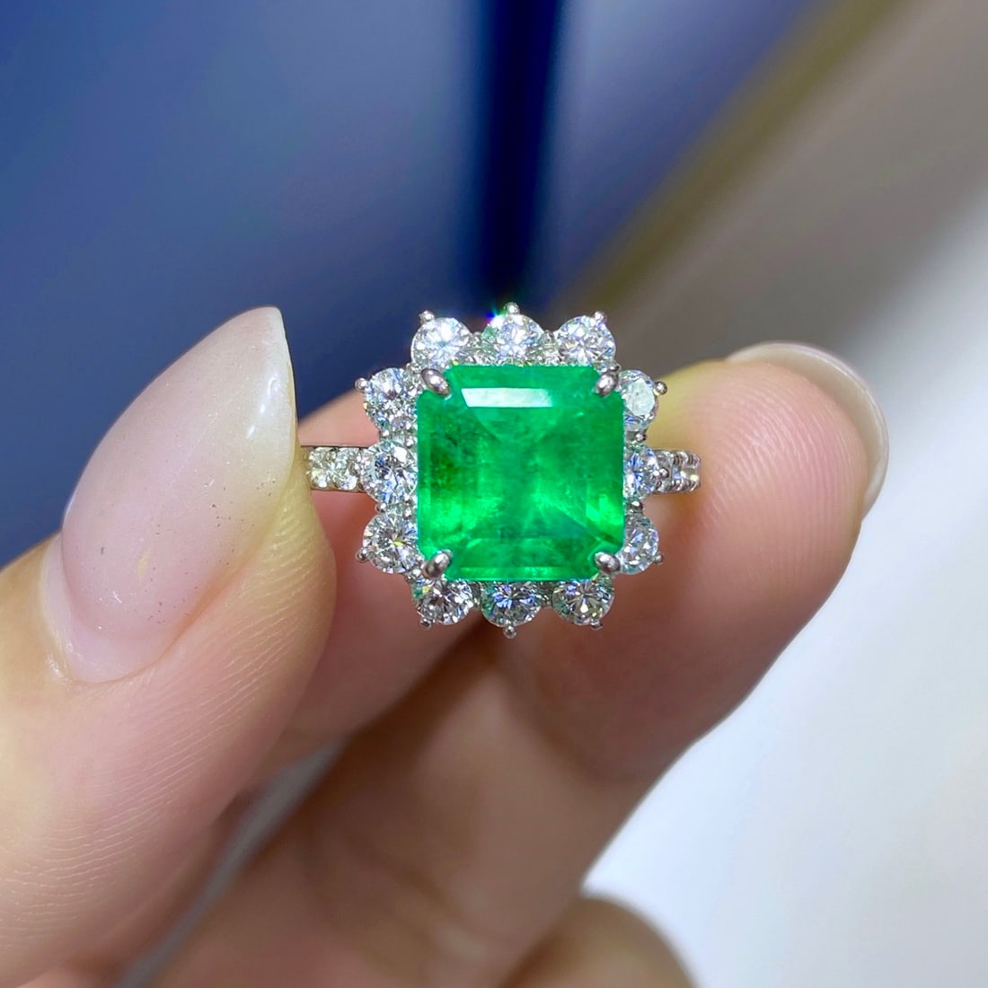 Express Shipping Pt950 3.86 Ctw Colombia Natural Emerald & Diamond Ring (1 of 5)