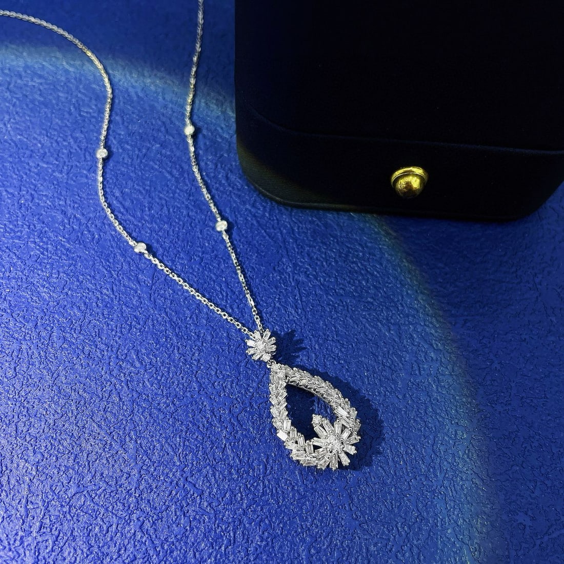 Express Shipping 18k Gold 0.44 Ct Natural H Diamond Necklace - 3