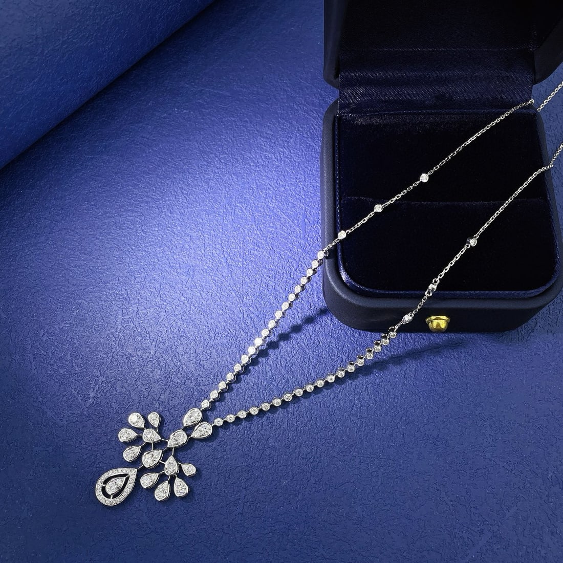 Express Shipping 18k Gold 1.91 Ct Natural H Diamond Necklace - 4