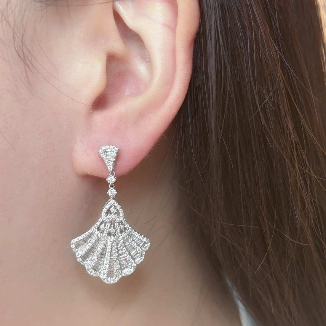 Express Shipping 18k Gold 2.03 Ctw Natural H Diamond Earrings - 2