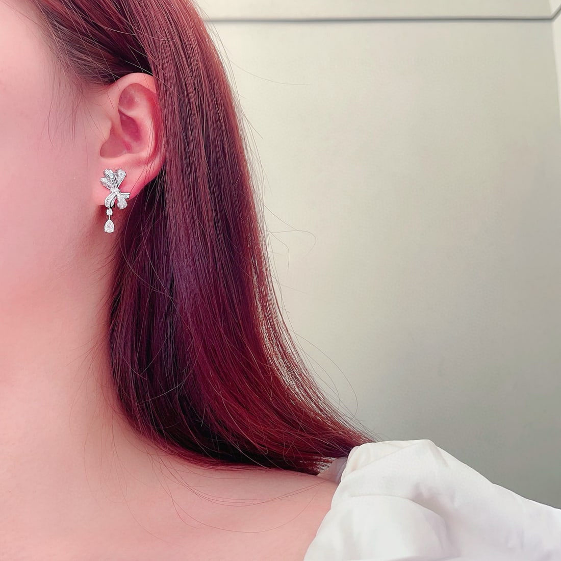 Express Shipping 18k Gold 1.72 Ctw Natural H Diamond Earrings - 2