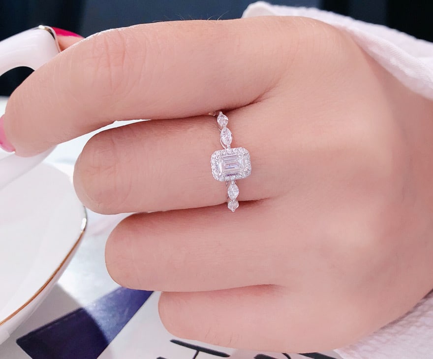 Gia Certified 14k Gold 0.50 Ct Natural F Vs2 Emerald Diamond Ring - 4