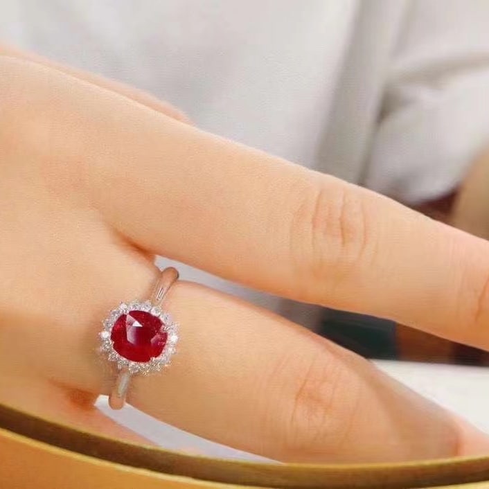 14k White Gold 1.26 Ctw Natural Ruby & Diamond Ring - 4