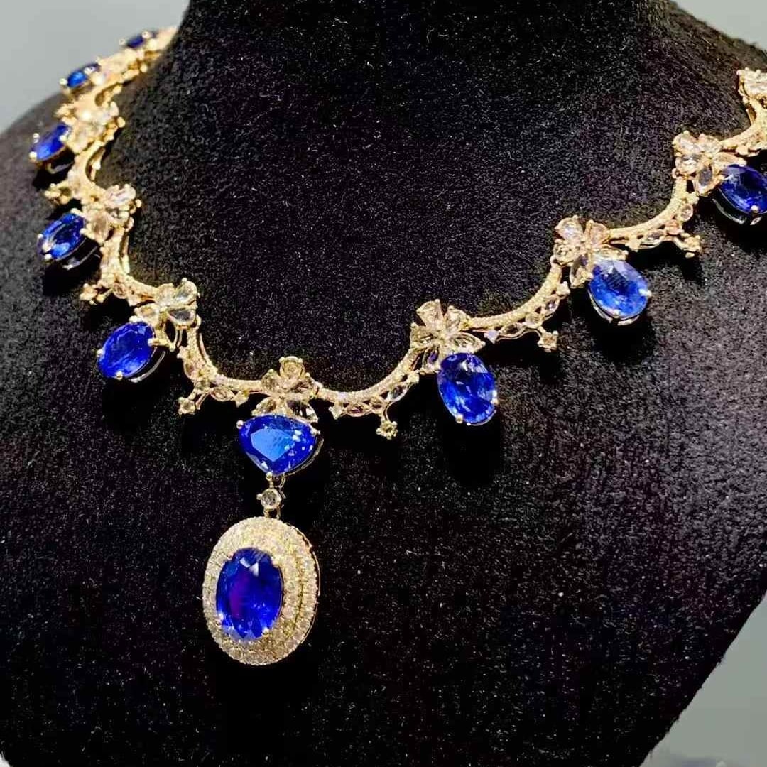 14k Gold 12.5 Ct Natural Sapphire & Diamond Necklace - 3